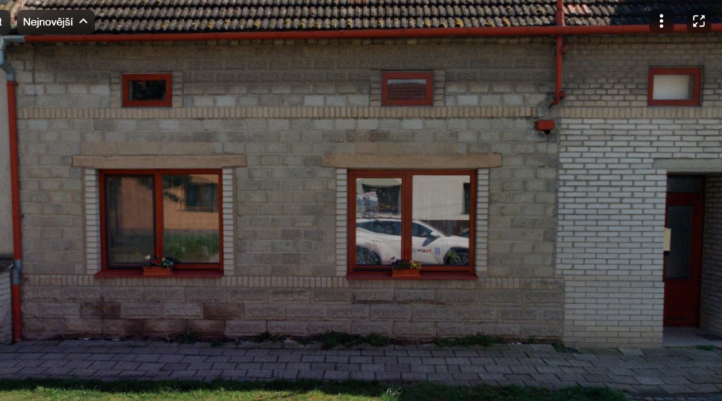 Hydroizolacja wydrążonych historycznych bloczków betonowych